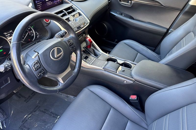 Lexus NX Vehicle Full-screen Gallery Image 10