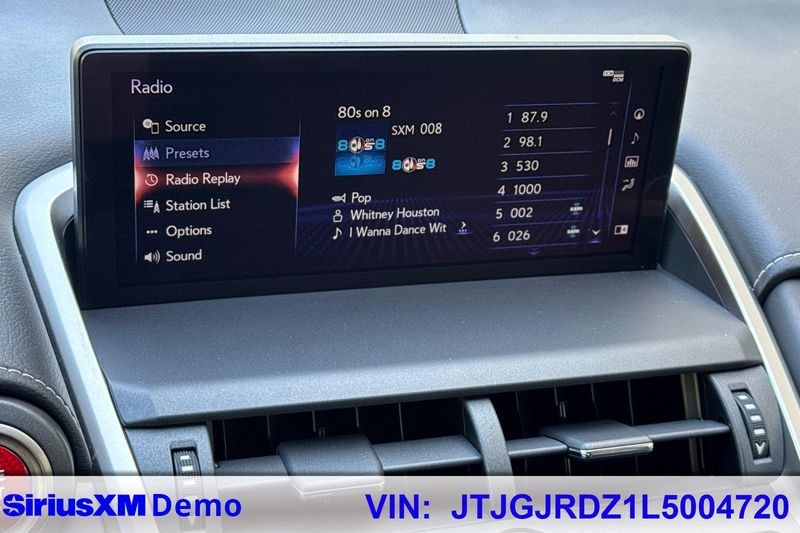 Lexus NX Vehicle Full-screen Gallery Image 29
