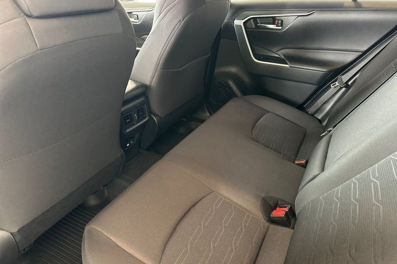 Toyota RAV4 Plug-In Hybrid Vehicle Full-screen Gallery Image 12