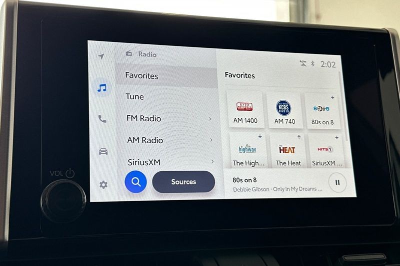 Toyota RAV4 Plug-In Hybrid Vehicle Full-screen Gallery Image 18