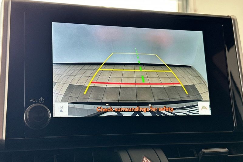 Toyota RAV4 Plug-In Hybrid Vehicle Full-screen Gallery Image 20