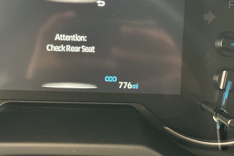 Toyota RAV4 Plug-In Hybrid Vehicle Full-screen Gallery Image 26