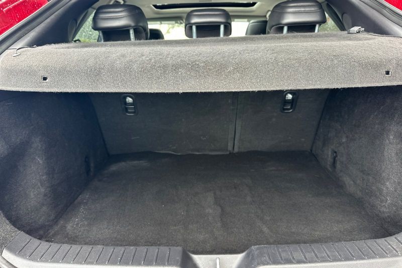 Mazda CX-30 Vehicle Full-screen Gallery Image 15