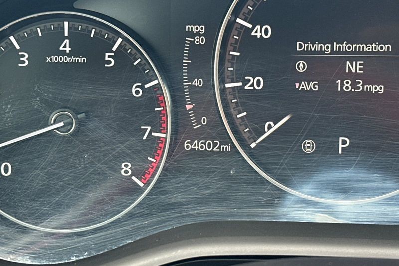 Mazda CX-30 Vehicle Full-screen Gallery Image 26