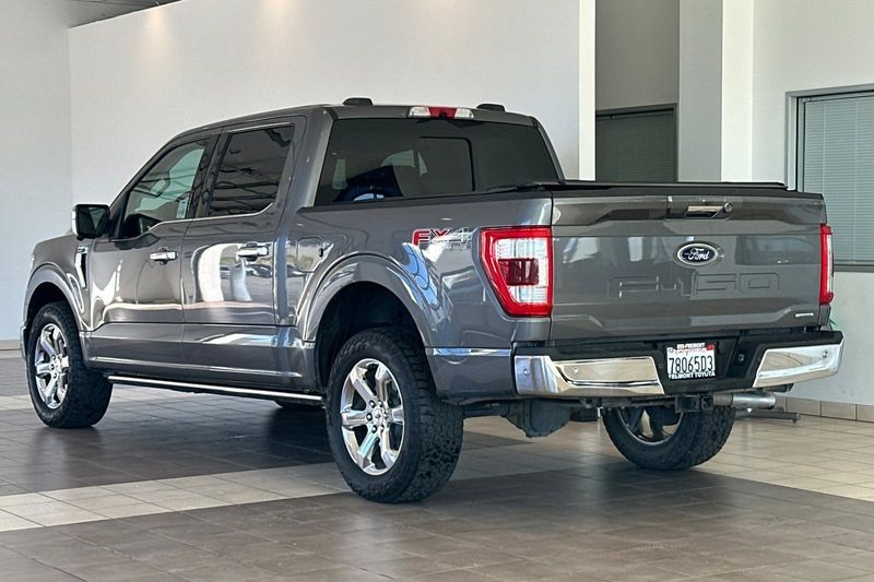 Ford F-150 Vehicle Full-screen Gallery Image 06