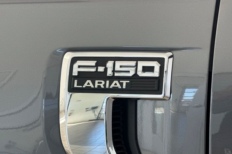 Ford F-150 Vehicle Full-screen Gallery Image 27