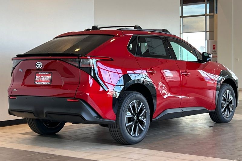 Toyota bZ Vehicle Full-screen Gallery Image 05