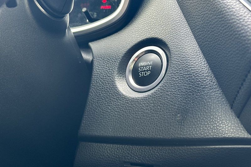 Toyota Corolla Vehicle Full-screen Gallery Image 22