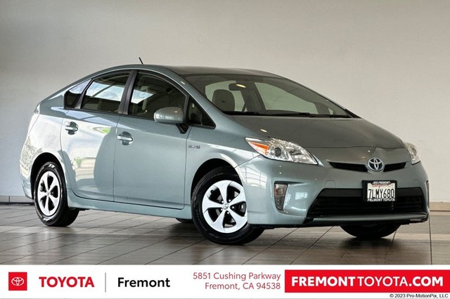 more details - toyota prius