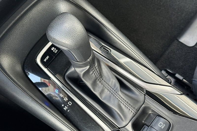 Toyota Corolla Vehicle Full-screen Gallery Image 20