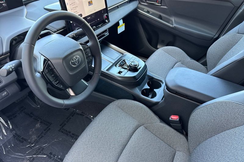 Toyota bZ Vehicle Full-screen Gallery Image 10