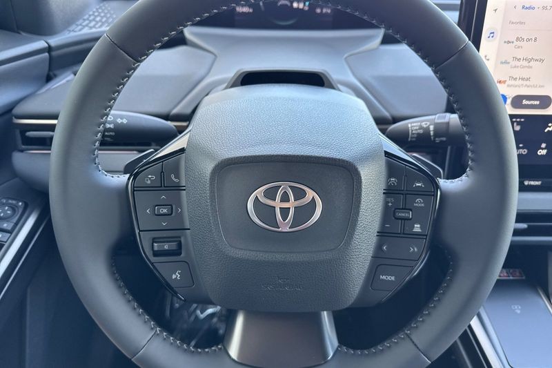 Toyota bZ Vehicle Full-screen Gallery Image 23