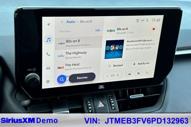 Toyota RAV4 Prime Vehicle Full-screen Gallery Image 28