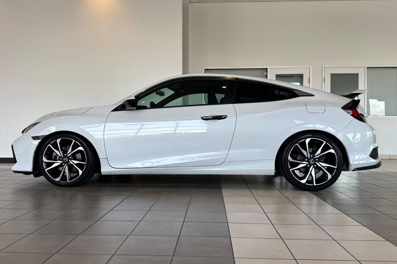 Honda Civic Si Coupe Vehicle Full-screen Gallery Image 07