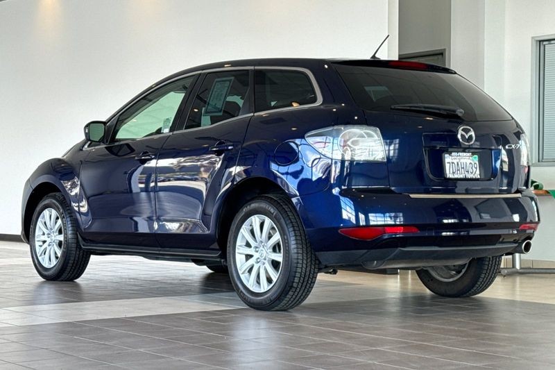 Mazda CX-7 Vehicle Full-screen Gallery Image 06