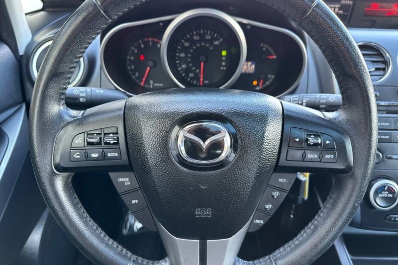 Mazda CX-7 Vehicle Full-screen Gallery Image 22