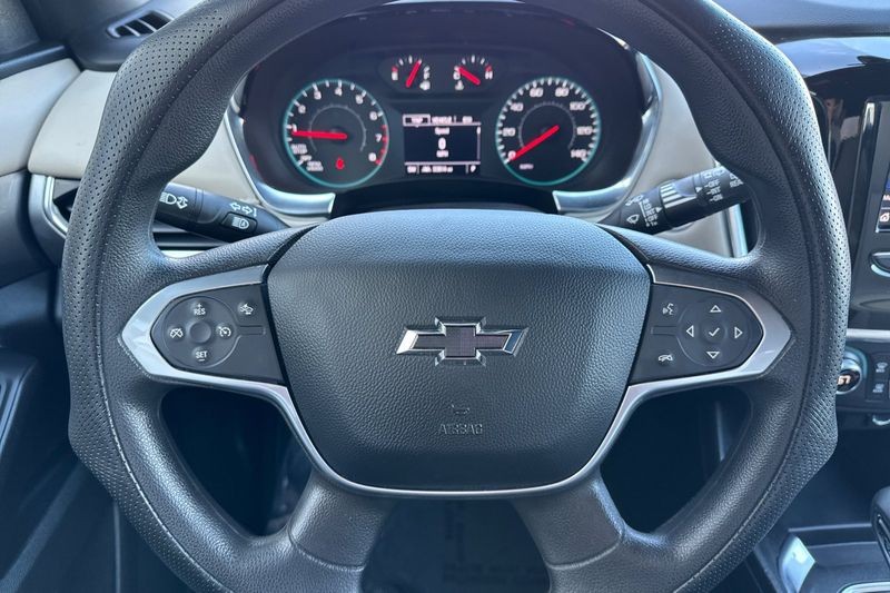 Chevrolet Traverse Vehicle Full-screen Gallery Image 24