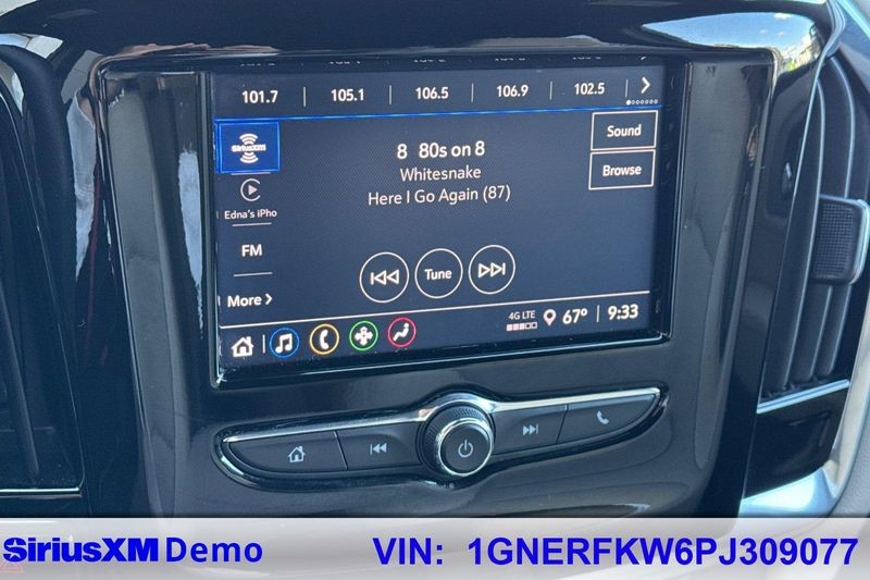 Chevrolet Traverse Vehicle Full-screen Gallery Image 29