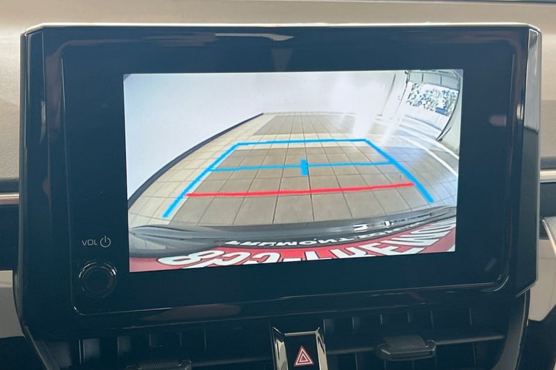 Toyota Corolla Vehicle Full-screen Gallery Image 16