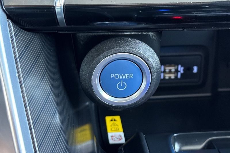 Toyota Venza Vehicle Full-screen Gallery Image 22