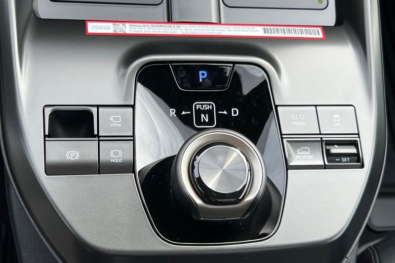 Toyota bZ Vehicle Full-screen Gallery Image 19