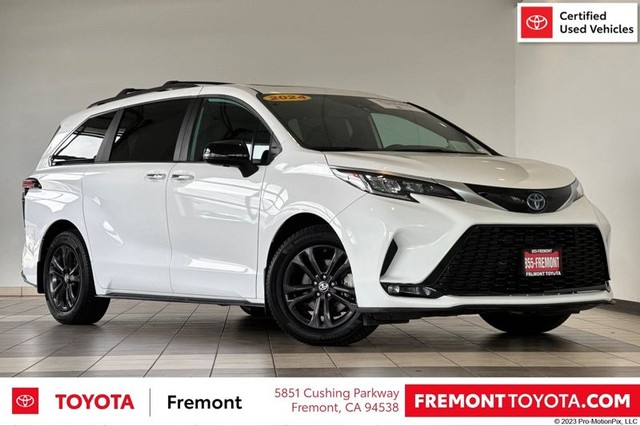 more details - toyota sienna