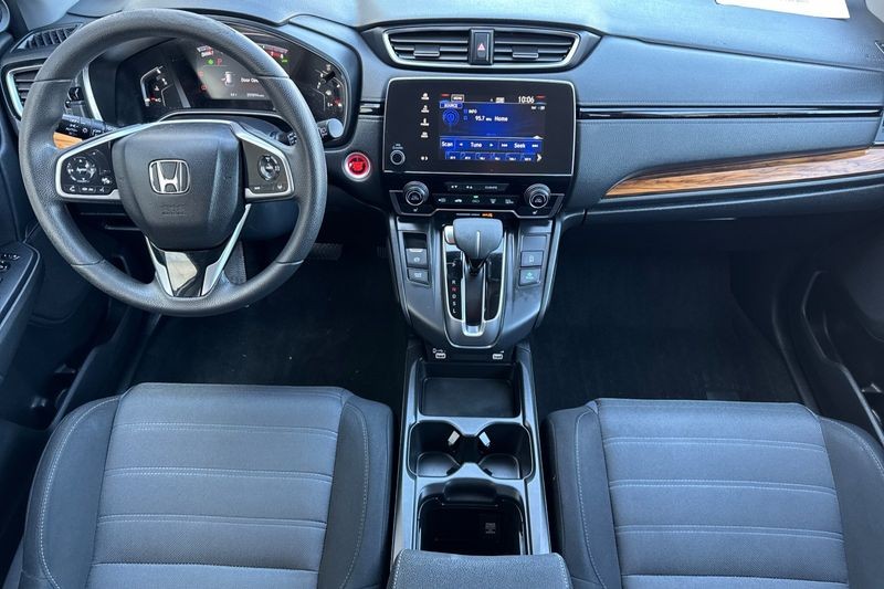 Honda CR-V Vehicle Full-screen Gallery Image 13