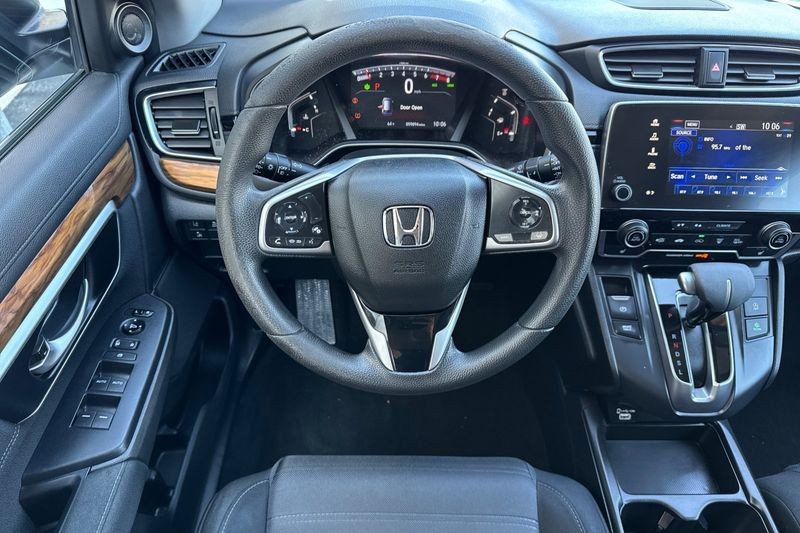 Honda CR-V Vehicle Full-screen Gallery Image 14