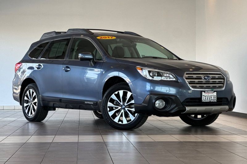 Subaru Outback Vehicle Full-screen Gallery Image 02