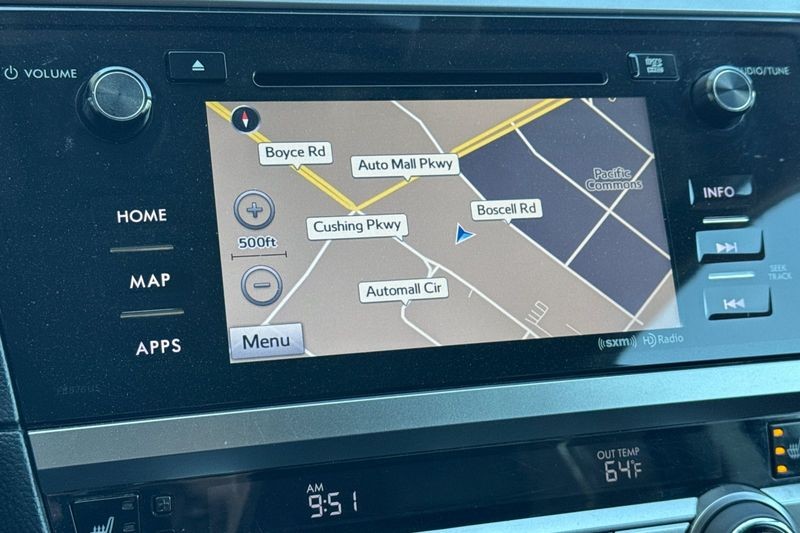 Subaru Outback Vehicle Full-screen Gallery Image 19