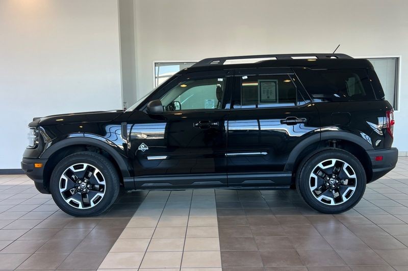 Ford Bronco Sport Vehicle Full-screen Gallery Image 07
