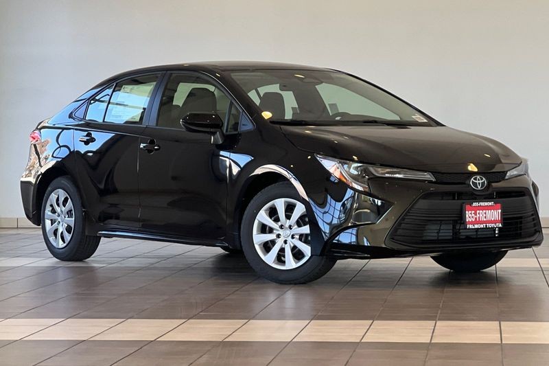Toyota Corolla Vehicle Full-screen Gallery Image 02