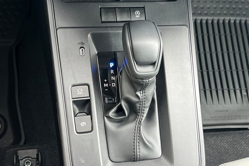 Toyota Corolla Cross Vehicle Full-screen Gallery Image 19