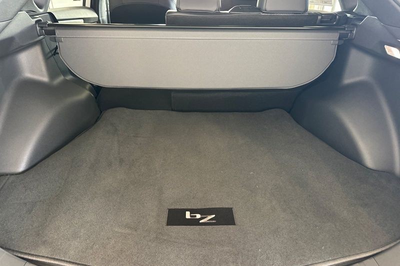 Toyota bZ Vehicle Full-screen Gallery Image 12
