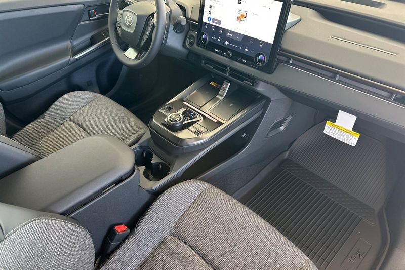 Toyota bZ Vehicle Full-screen Gallery Image 13