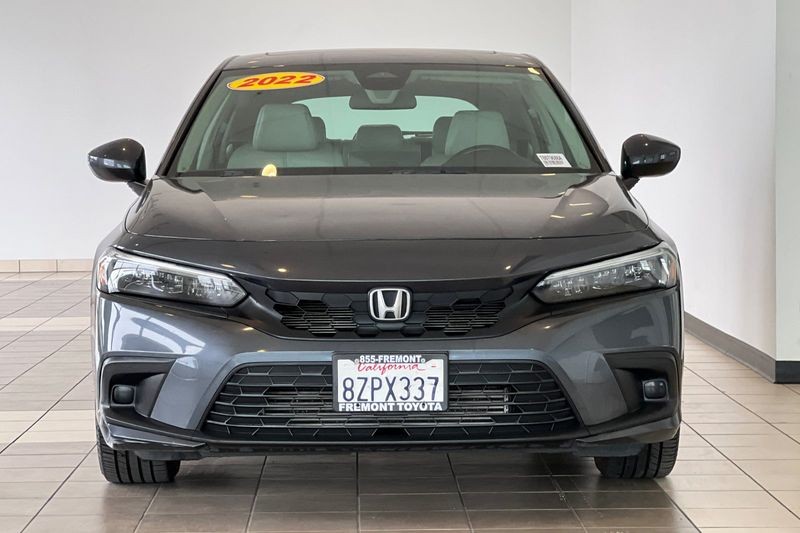 Honda Civic Hatchback Vehicle Full-screen Gallery Image 09