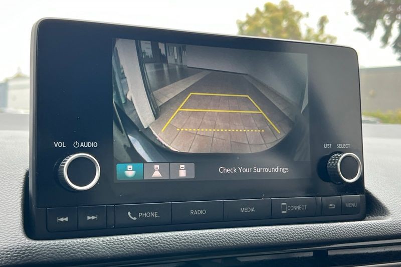 Honda Civic Hatchback Vehicle Full-screen Gallery Image 19