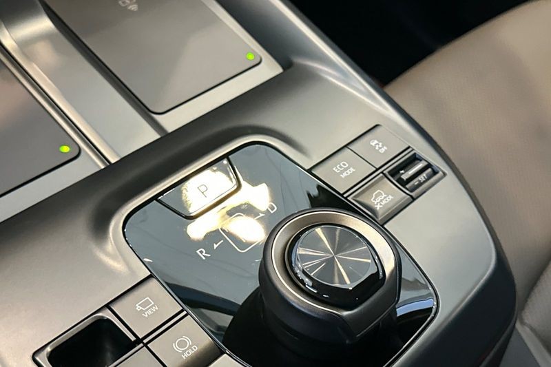 Toyota bZ Woodland Vehicle Full-screen Gallery Image 17