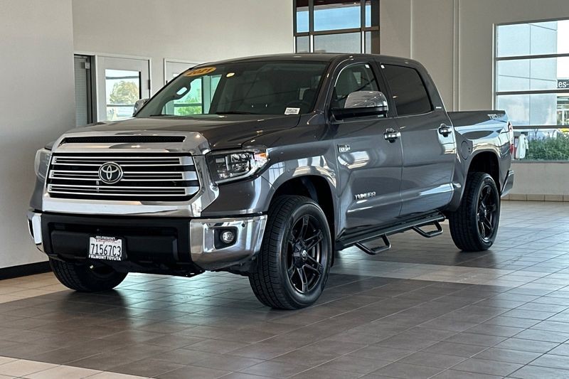 Toyota Tundra 4WD Vehicle Full-screen Gallery Image 08