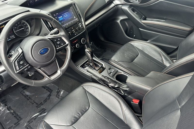 Subaru Crosstrek Vehicle Full-screen Gallery Image 10