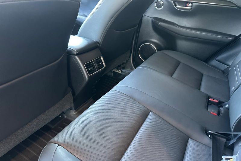 Lexus NX Vehicle Full-screen Gallery Image 12