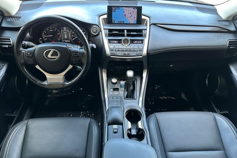 Lexus NX Vehicle Full-screen Gallery Image 13