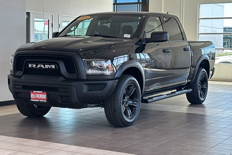 Ram 1500 Classic Vehicle Full-screen Gallery Image 08