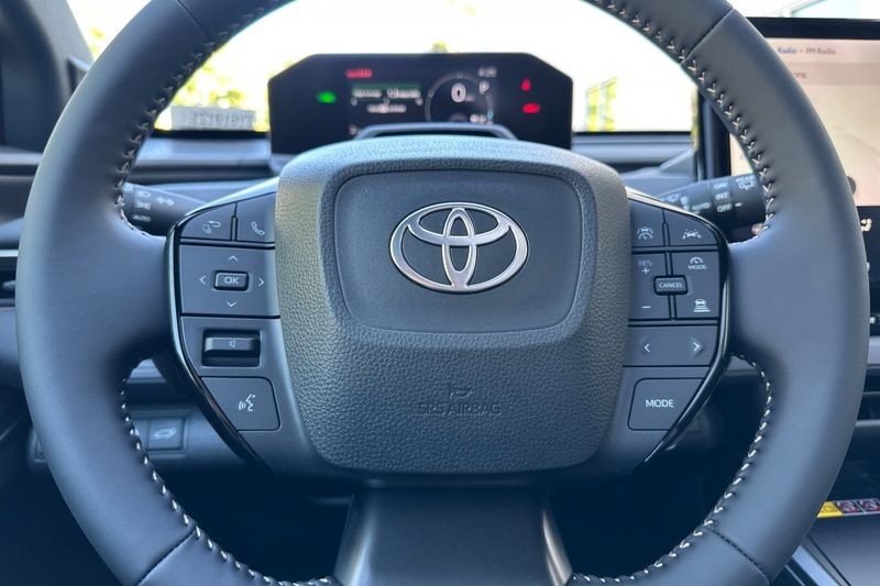 Toyota bZ Woodland Vehicle Full-screen Gallery Image 20