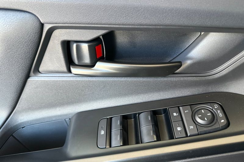 Toyota bZ Vehicle Full-screen Gallery Image 08