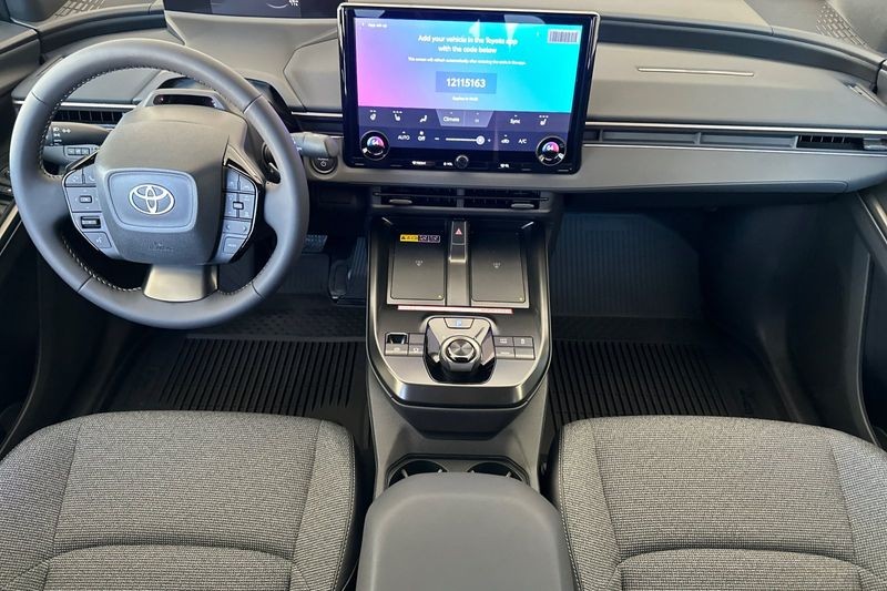 Toyota bZ Vehicle Full-screen Gallery Image 10