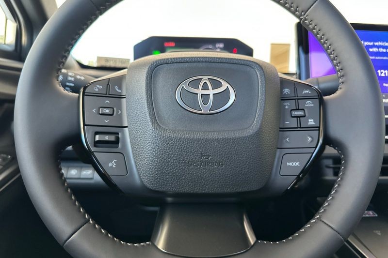 Toyota bZ Vehicle Full-screen Gallery Image 19
