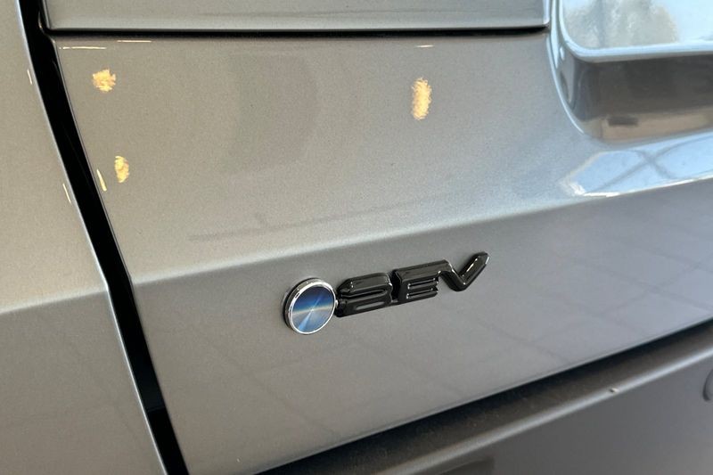 Toyota bZ Vehicle Full-screen Gallery Image 20