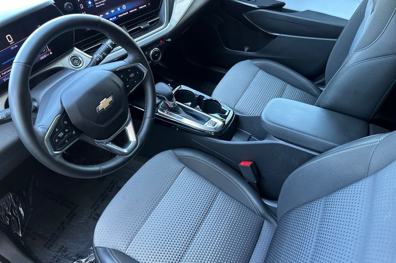 Chevrolet Trax Vehicle Full-screen Gallery Image 10