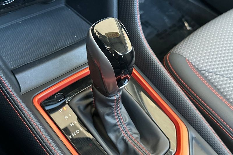 Subaru Forester Vehicle Full-screen Gallery Image 19